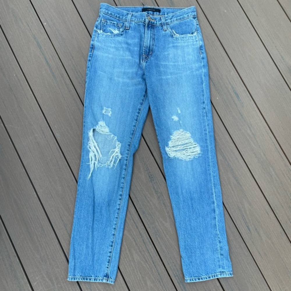 J Brand Tate distressed Boyfriend jeans